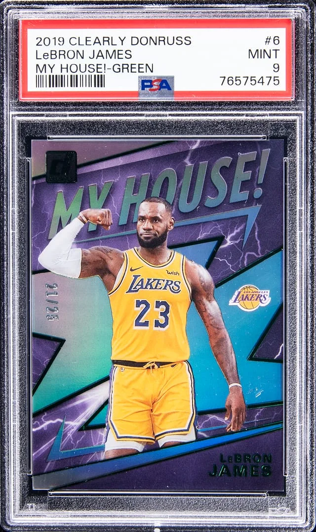 2019-20 Panini LeBron James Status Upper Echelon #6 card image