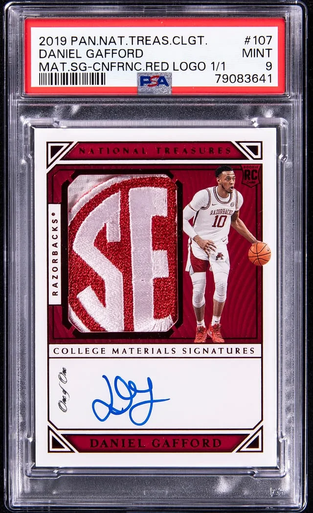 2019-20 Panini National Treasures Daniel Gafford Collegiate Material Signature Conference Red Logo #107 card image