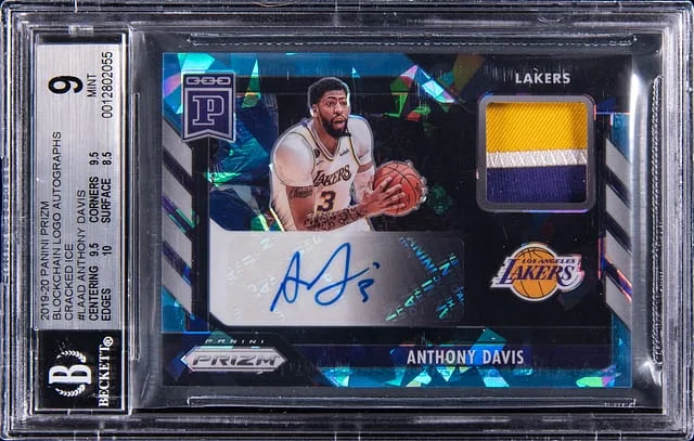 2019-20 Panini Prizm Anthony Davis Blockchain Logo Autographs Cracked Ice #LA-AD card image