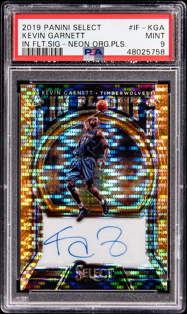 2019-20 Panini Select Kevin Garnett In Flight Signatures Neon Orange Pulsar #IF-KGA card image