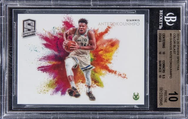 2019-20 Panini Spectra Giannis Antetokoumpo Color Blast Prizm #4 card image