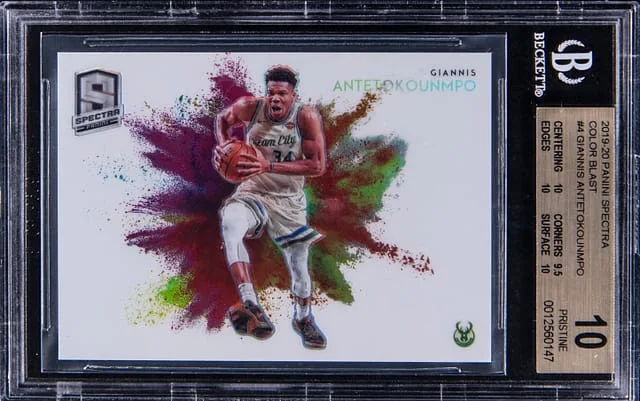 2019-20 Panini Spectra Giannis Antetokounmpo Color Blast #4 card image