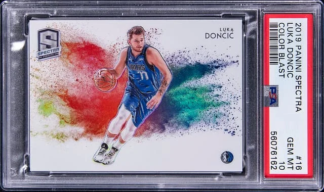 2019-20 Panini Spectra Luka Doncic Color Blast #16 card image