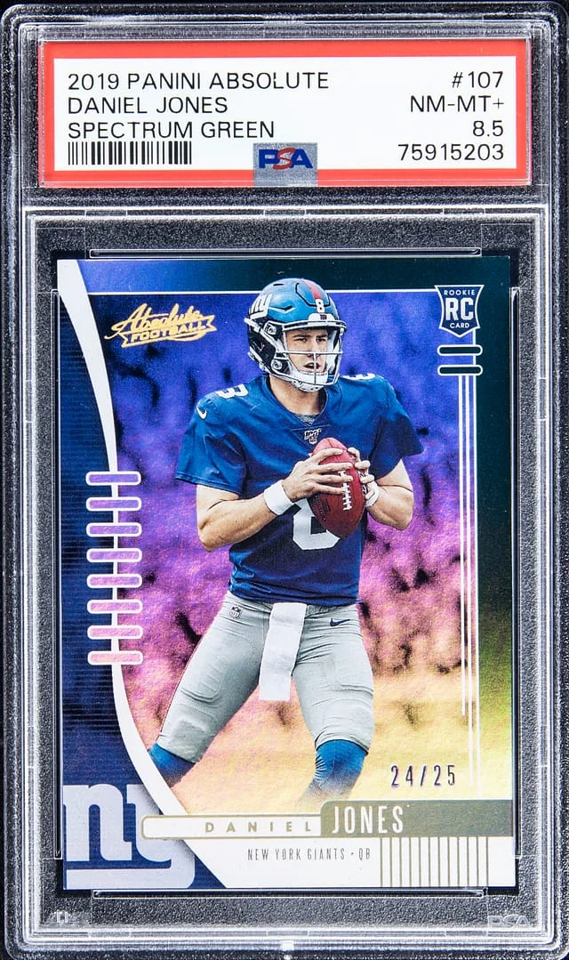 2019 Panini Absolute Daniel Jones Spectrum Green #107 card image