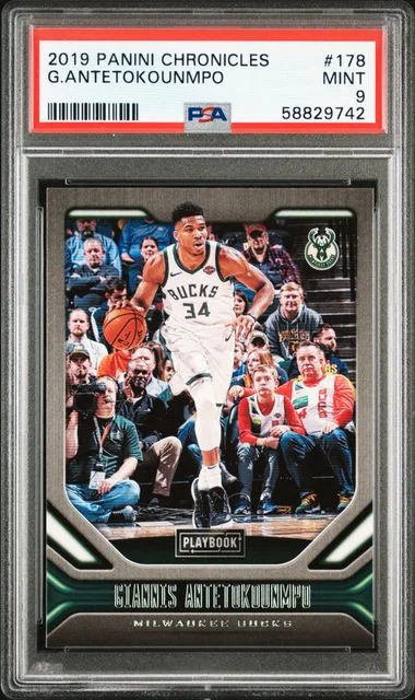 2019 Panini Chronicles Giannis Antetokounmpo #178 card image