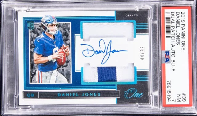2019 Panini Daniel Jones One Dual Patch Autograph-Bronze #39 card image