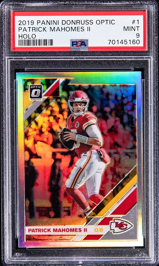 2019 Panini Donruss Optic Patrick Mahomes II Green Refractor #1 card image