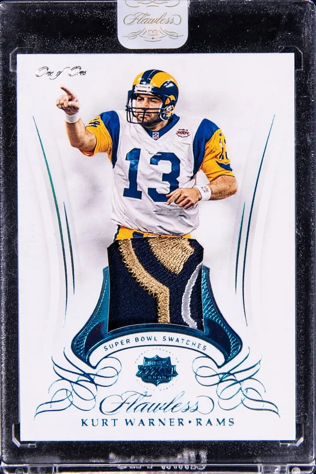 2019 Panini Flawless Kurt Warner Super Bowl Swatches Platinum #SBXXXIV card image