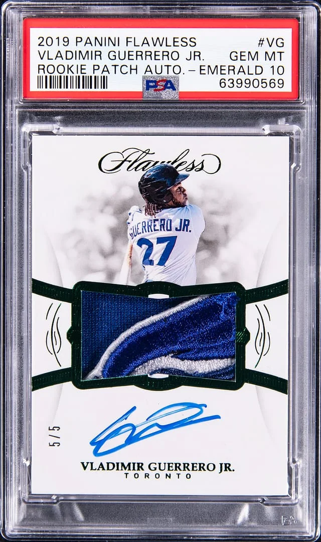 2019 Panini Flawless Vladimir Guerrero Jr. Patch Autograph-Emerald #VG card image
