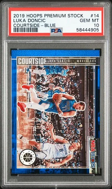 2019 Panini Hoops Luka Doncic Courtside Blue #14 card image