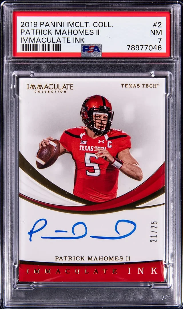 2019 Panini Immaculate Collection Patrick Mahomes II Immaculate Ink #2 card image