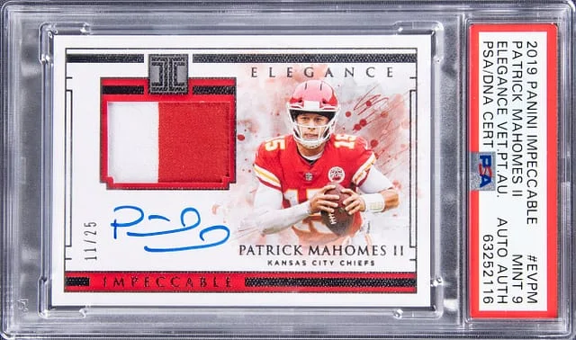 2019 Panini Impeccable Patrick Mahomes II Elegance Veteran Patch Autograph #EVPM card image