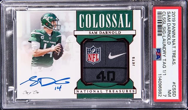 2019 Panini National Treasures Colossal Signatures Laundry #no-number card image