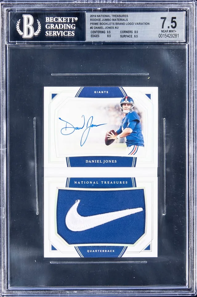 2019 Panini National Treasures Daniel Jones Jumbo Materials Prime Booklets Brand Logo Variation #PSBV-DJ card image