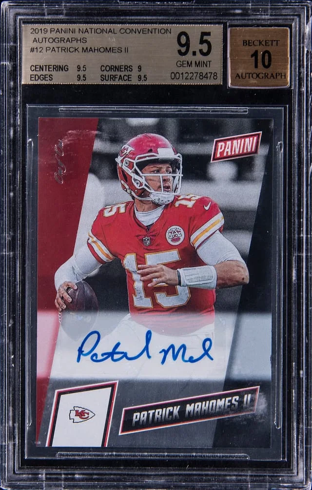 2019 Panini Patrick Mahomes II National Convention Autographs #12 card image