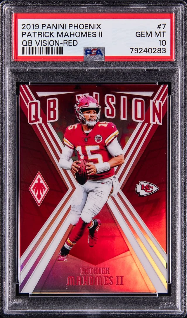 2019 Panini Patrick Mahomes II Phoenix QB Vision Red #7 card image