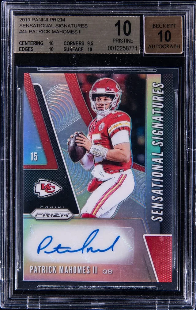 2019 Panini Prizm Patrick Mahomes II Sensational Signatures #SE-PAM card image
