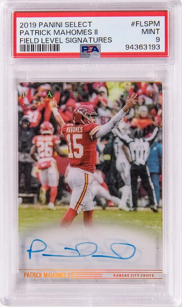 2019 Panini Select Patrick Mahomes II Field Level Signatures #FLS-PM card image