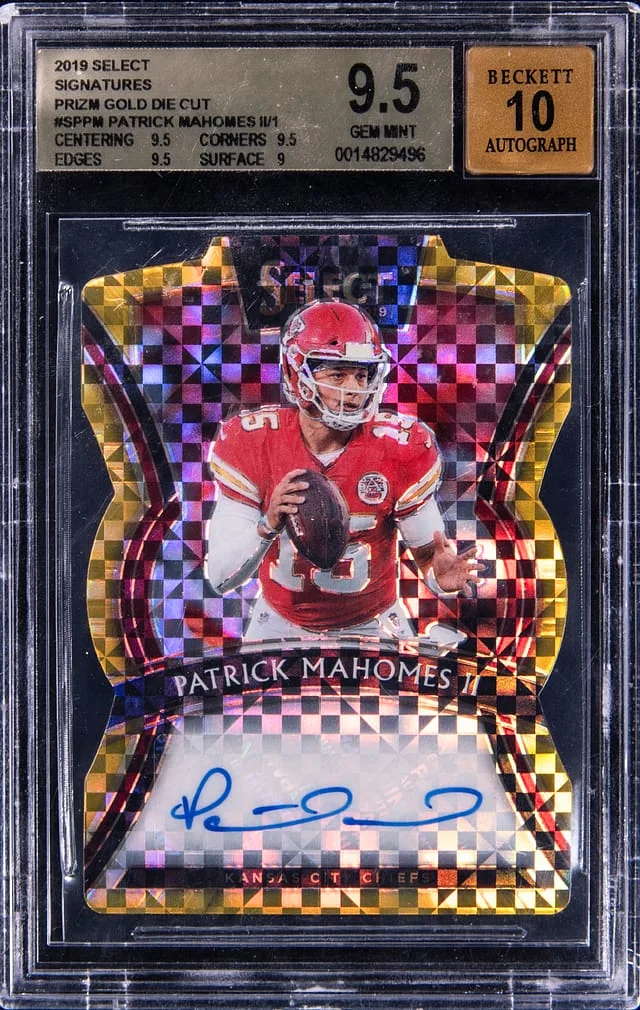 2019 Panini Select Patrick Mahomes II Signatures Die-Cut Gold Prizm #SP-PM card image