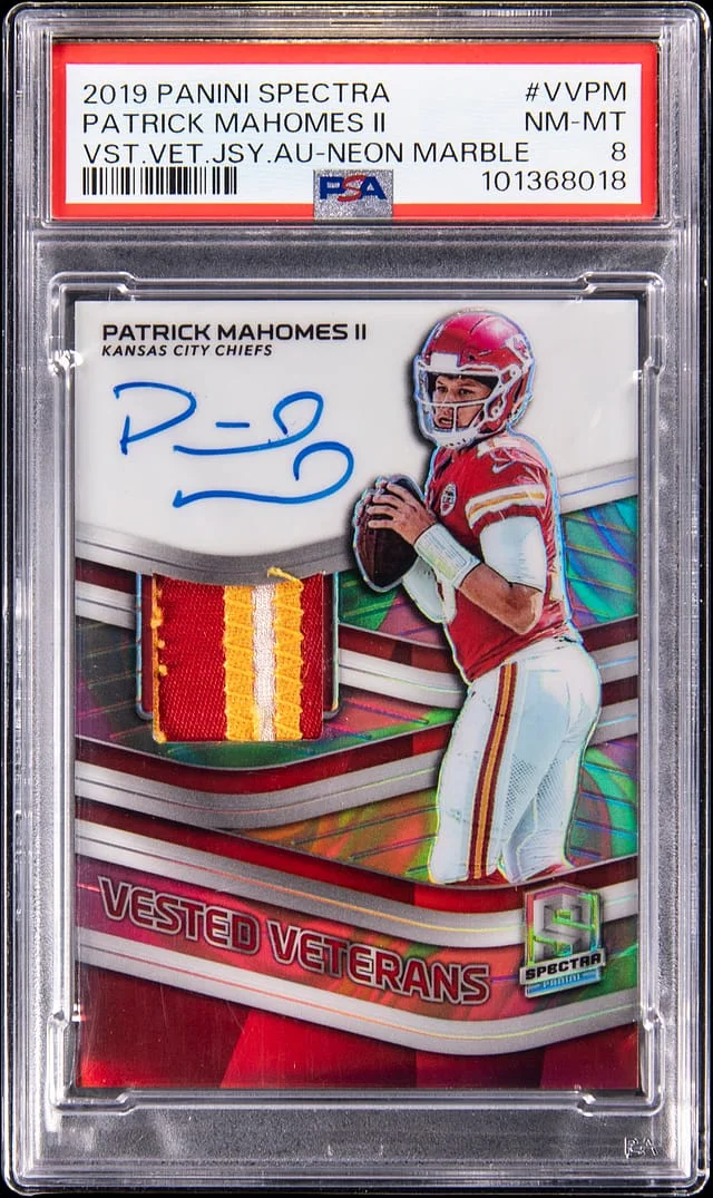 2019 Panini Spectra Patrick Mahomes II Vested Veterans Jersey Autograph Neon Marble Prizm #VV-PM card image