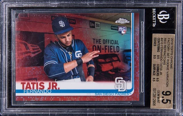 2019 Topps Chrome Fernando Tatis Jr. Factory Set Variation Red Refractor #410 card image