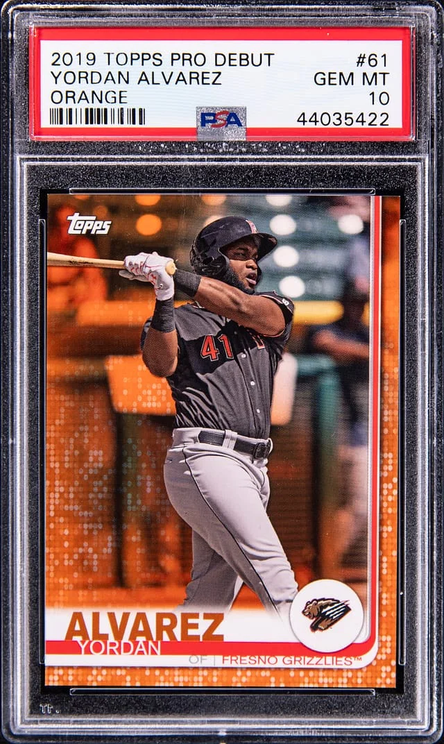 2019 Topps Pro Debut Yordan Alvarez Autographs Gold #61 card image