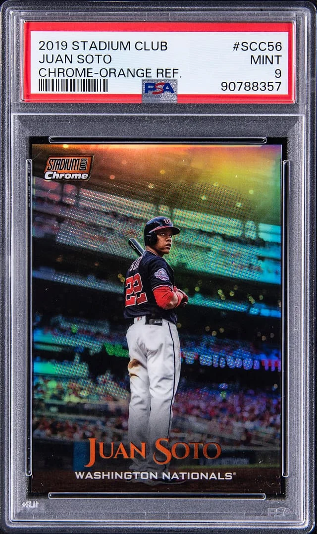 2019 Topps Stadium Club Chrome Juan Soto Orange Refractor #SCC56 card image