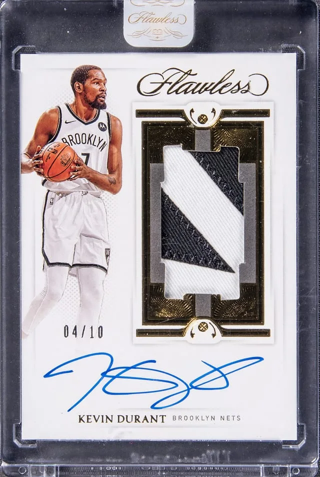 2020-21 Panini Flawless Kevin Durant Vertical Patch Autographs Gold #VPA-KD card image