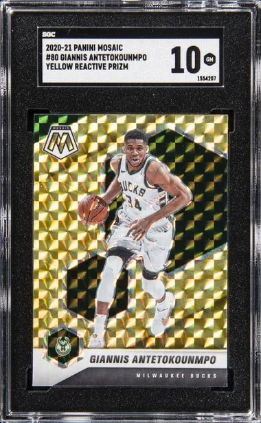 2020-21 Panini Mosaic Giannis Antetokounmpo Yellow Reactive Prizm #80 card image