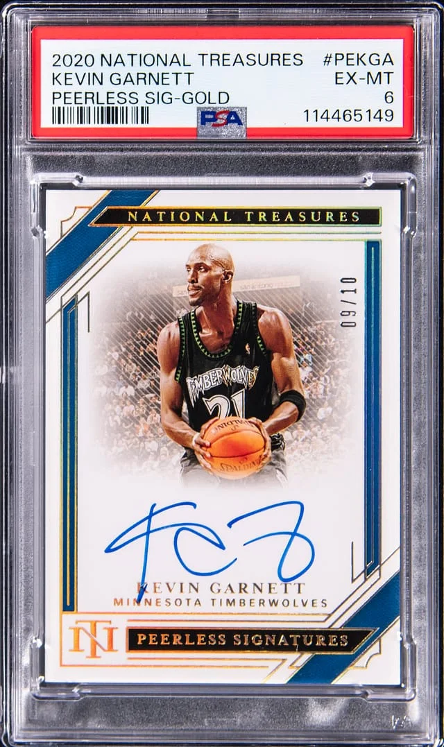 2020-21 Panini National Treasures Kevin Garnett Peerles Signature Gold #PEKGA card image