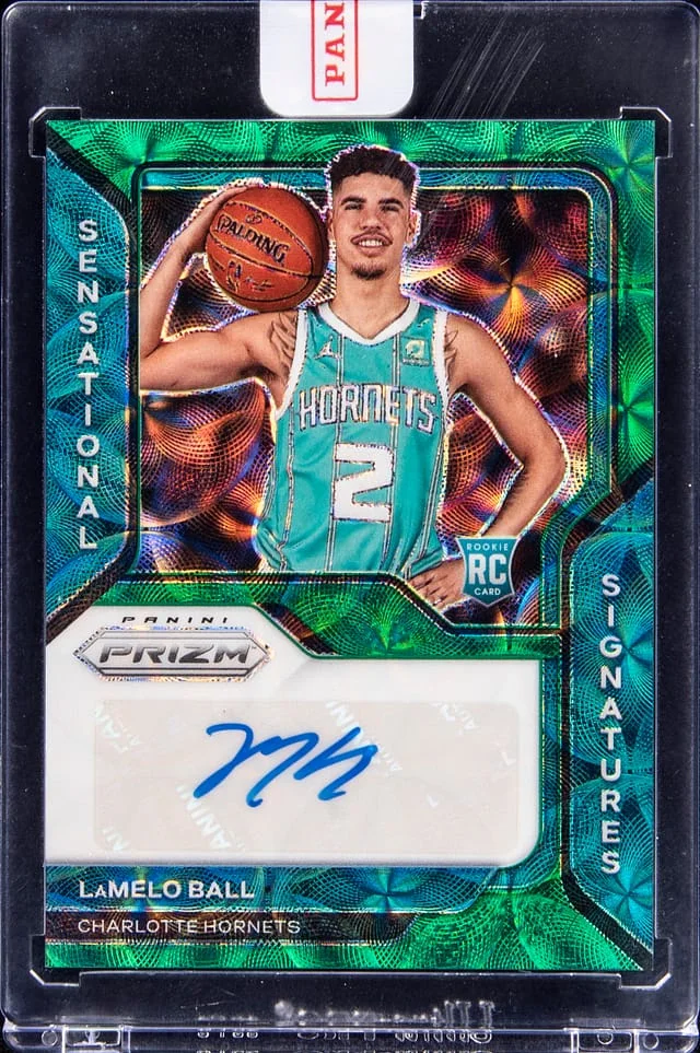 2020-21 Panini Prizm LaMelo Ball Sensational Signatures #SS-LMB card image