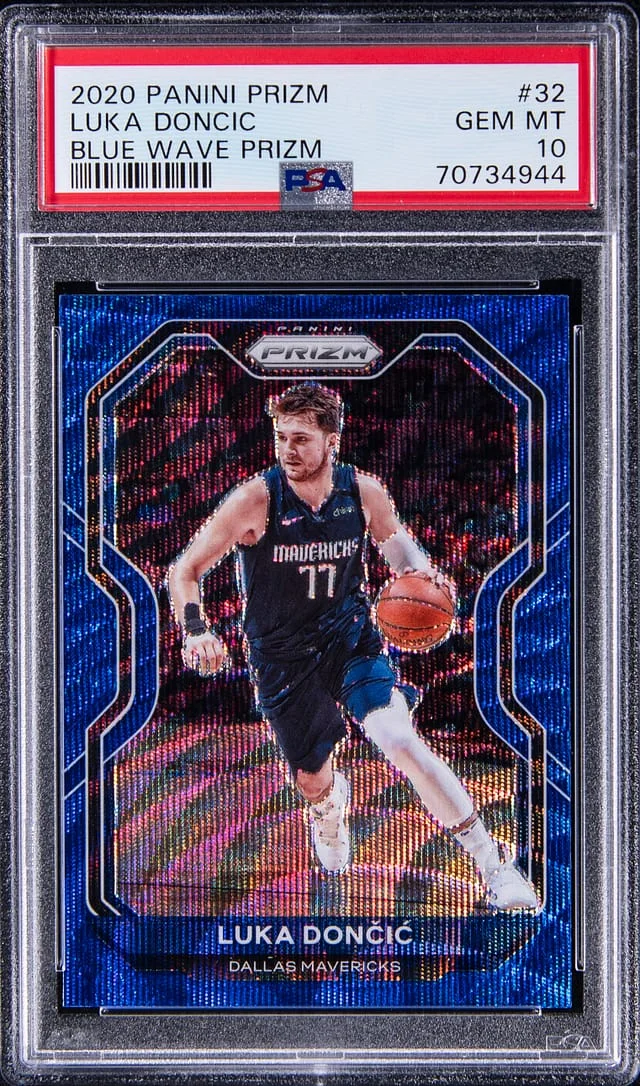 2020-21 Panini Prizm Luka Doncic Blue Wave Prizm #32 card image