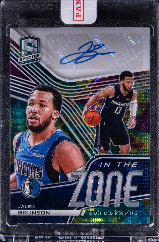2020-21 Panini Spectra Jalen Brunson In The Zone Autograph Celestial #ITZ-JBR card image