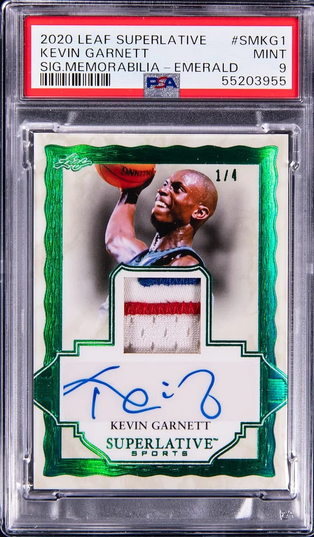2020 Leaf Kevin Garnett Superlative Signature Memorabilia Emerald #SMKG1 card image