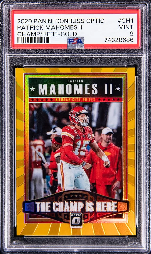 2020 Panini Donruss Optic Patrick Mahomes II The Champ Is Here Gold #CH-1 card image