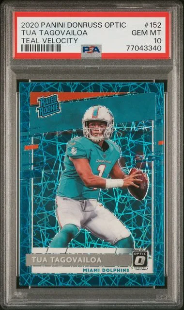 2020 Panini Donruss Optic Tua Tagovailoa Blue Hyper #152 card image