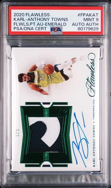 2020 Panini Flawless Flawless Patch Autographs Emerald Fpakat Karl-Anthony Towns #no-number card image