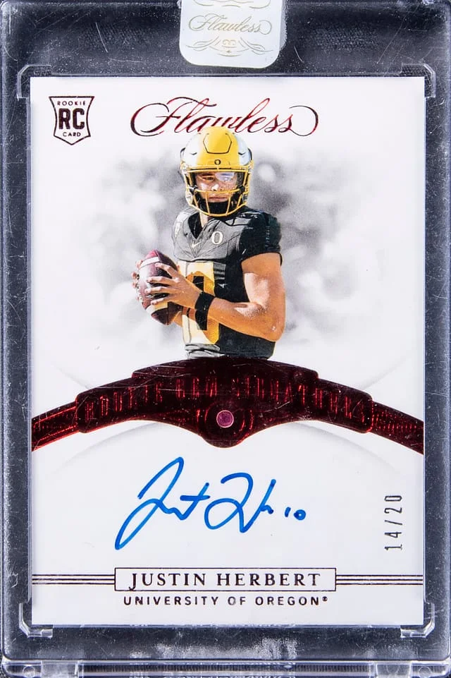 2020 Panini Flawless Justin Herbert Gem Signatures #104 card image