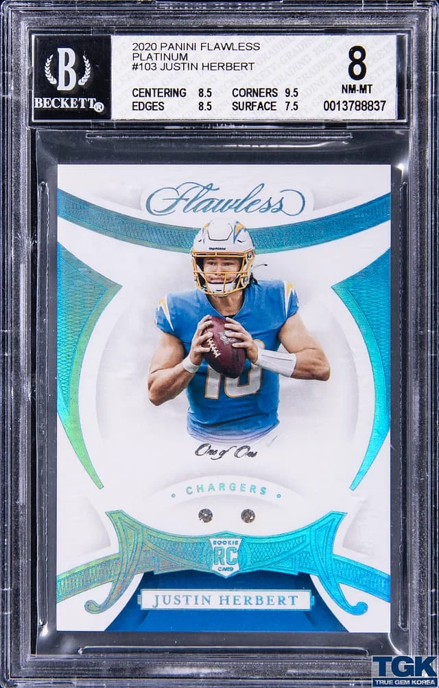 2020 Panini Flawless Justin Herbert Diamond Platinum #103 card image