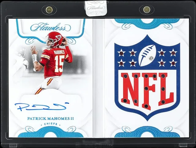 2020 Panini Flawless Patrick Mahomes II Signature Gems Platinum '25 Flawless Update #SGP-PMA card image