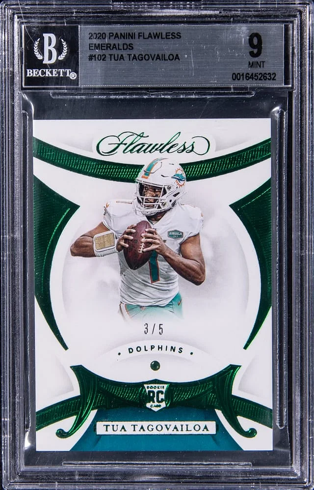 2020 Panini Flawless Tua Tagovailoa Gem Emerald #102 card image