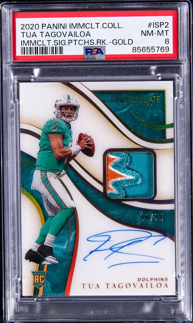 2020 Panini Immaculate Tua Tagovailoa Signature Patch Gold #ISP2 card image