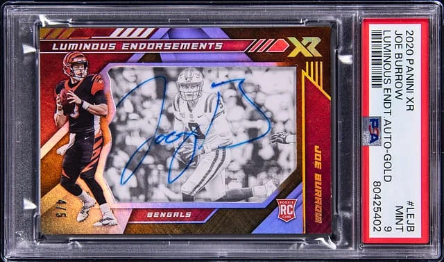 2020 Panini Joe Burrow XR Luminous Endorsements Autograph Gold #LE-JB card image
