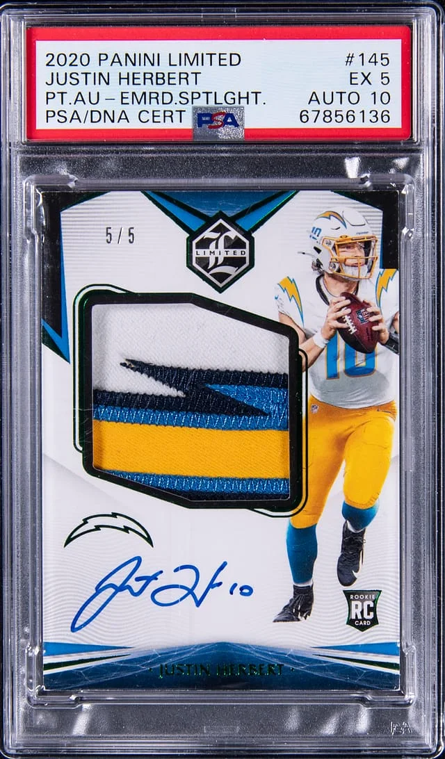 2020 Panini Justin Herbert Limited Patch Autograph-Emerald Spotlight #145 card image
