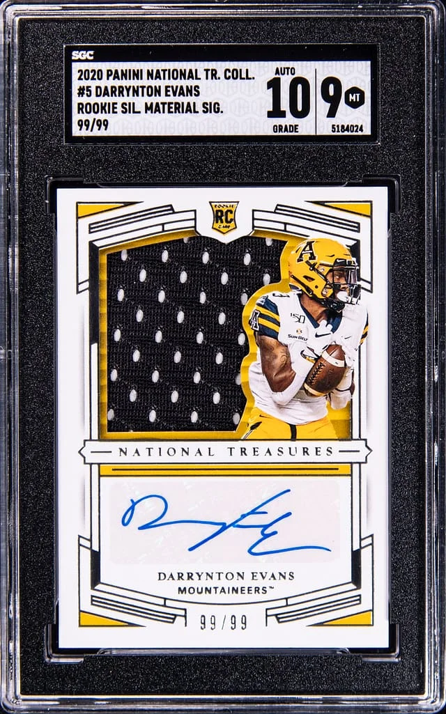 2020 Panini National Treasures Darrynton Evans Collegiate Silhouettes Material Signatures #5 card image