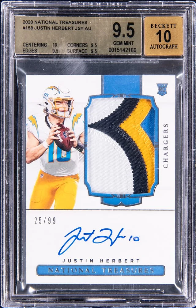 2020 Panini National Treasures Justin Herbert Patch Autograph #158 card image