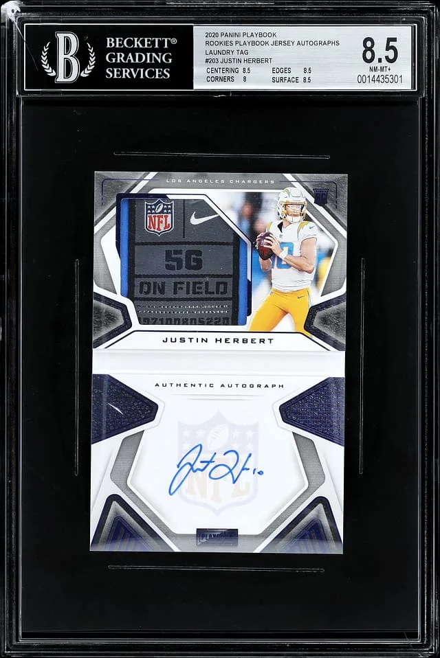 2020 Panini Playbook Jersey Autographs Laundry #no-number card image