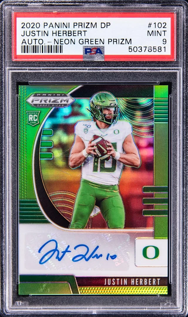 2020 Panini Prizm Justin Herbert Neon Green Prizm Autograph #102 card image
