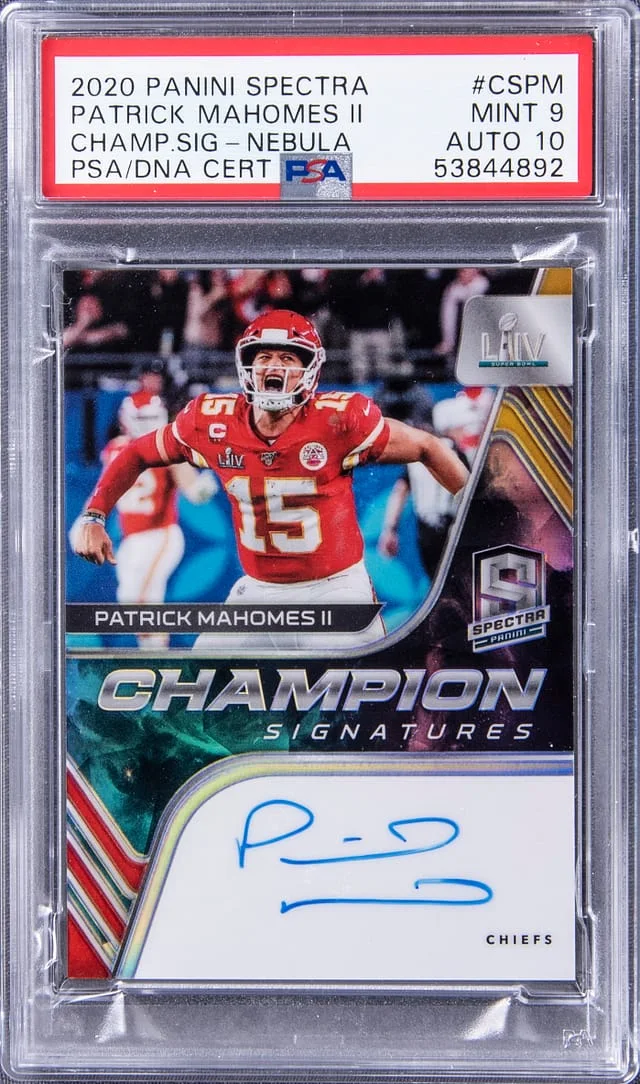 2020 Panini Spectra Football Patrick Mahomes Nebula Champion Signatures #CSPM card image