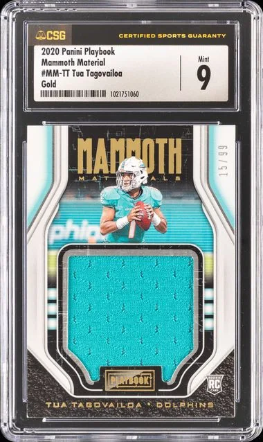 2020 Panini Tua Tagovailoa Playbook Mammoth Material Gold #MM-TT card image